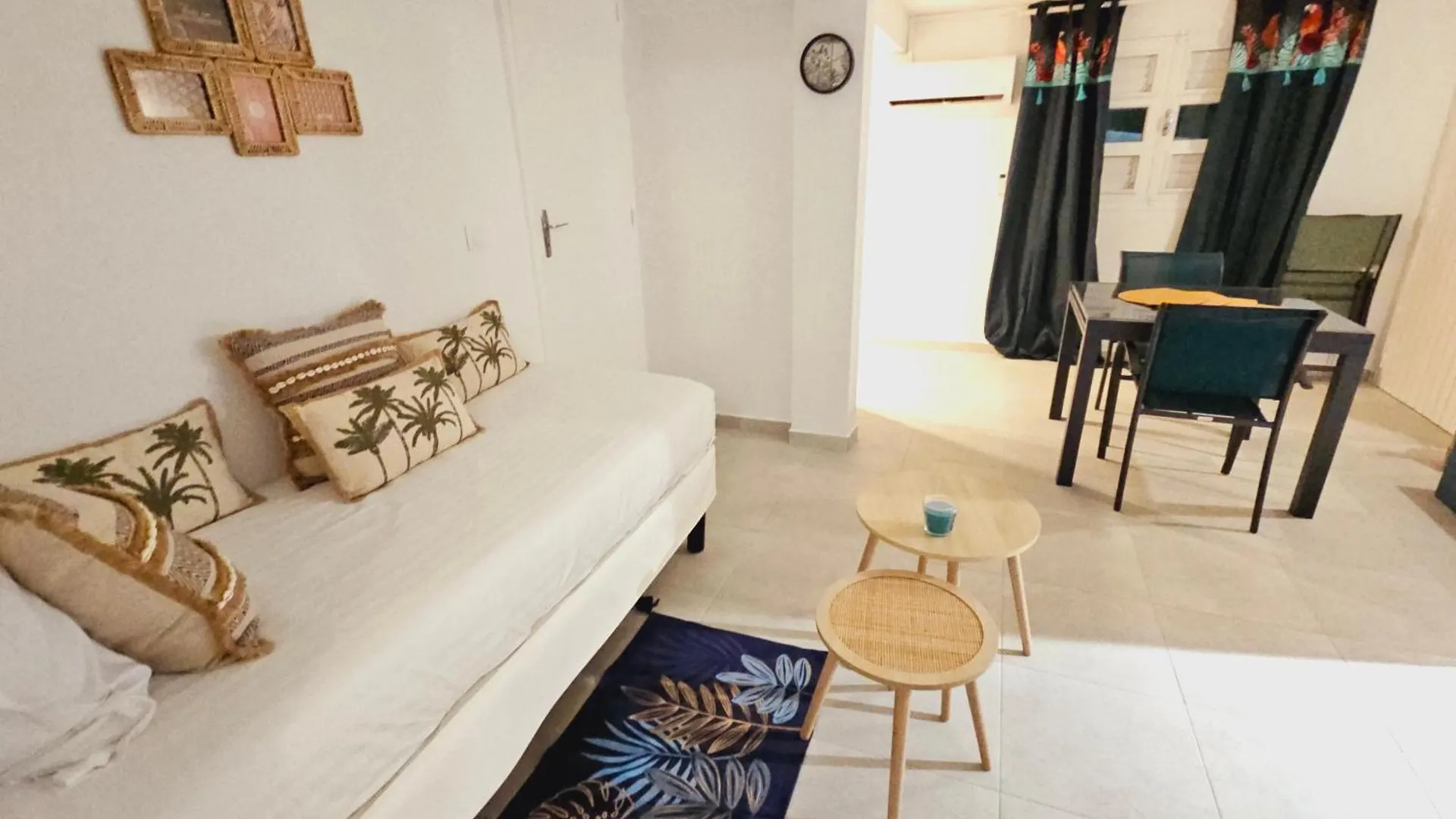 Ti Oasis Colibri, 1 Chambre, Piscine, A 150M De La Plage 상트루스